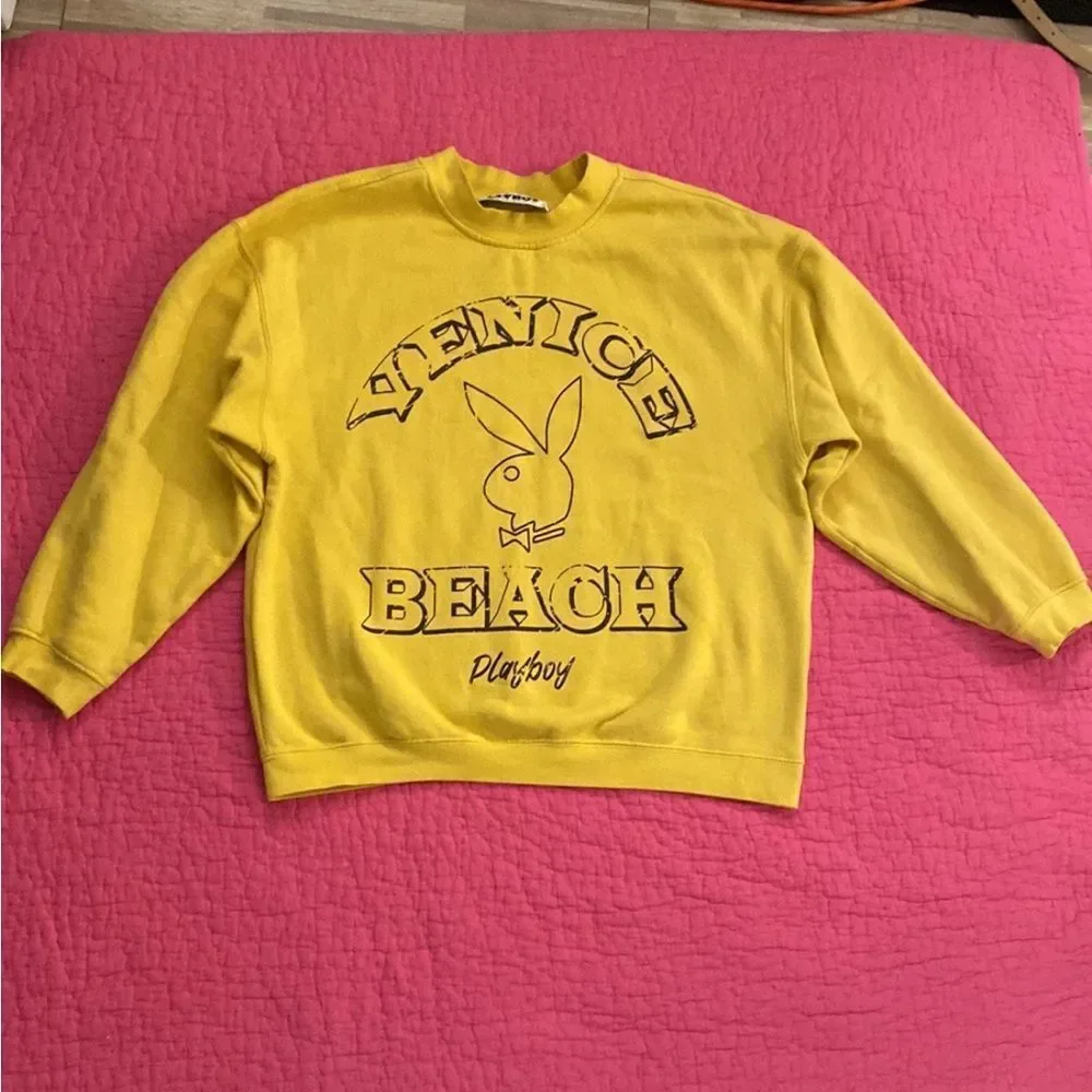PLAYBOY bold yellow